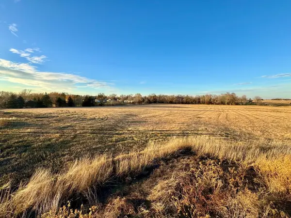 Lot 1 Vanderwerffs Addition, Armour, SD 57313