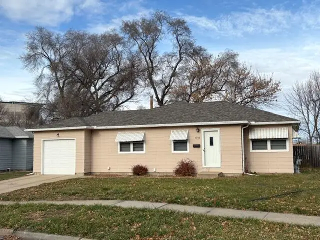 1312 Bridle Dr, Mitchell, SD 57301 - Image #1