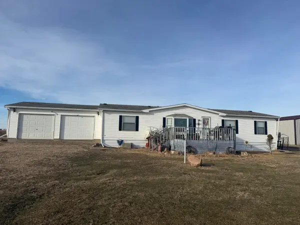 29553 425th Ave, Scotland, SD 57059
