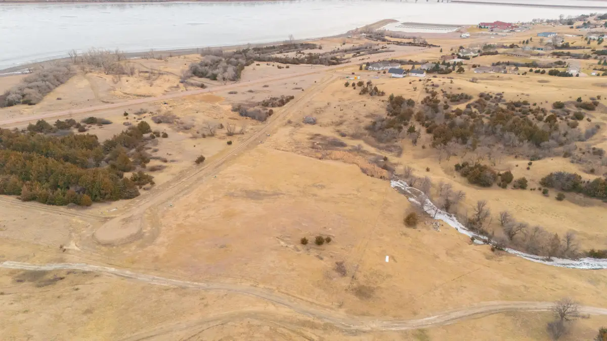 117 Wilderness Cove Dr, Oacoma, SD 57365 - Image #1