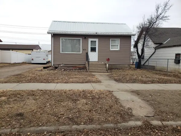 413 E Hanson Ave, Mitchell, SD 57301