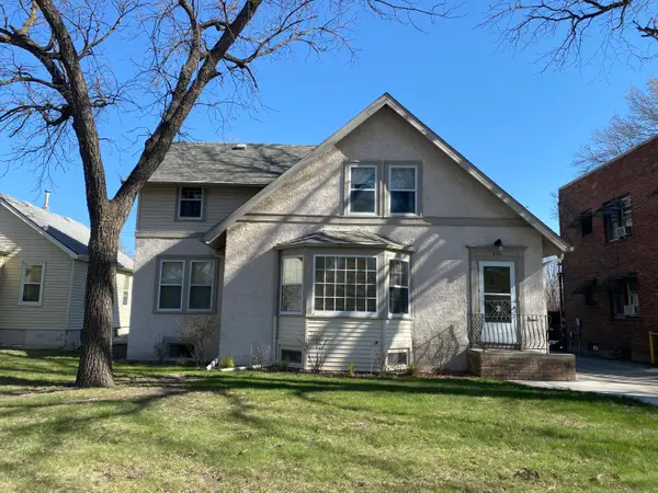 316 W 11th Ave, Mitchell, SD 57301