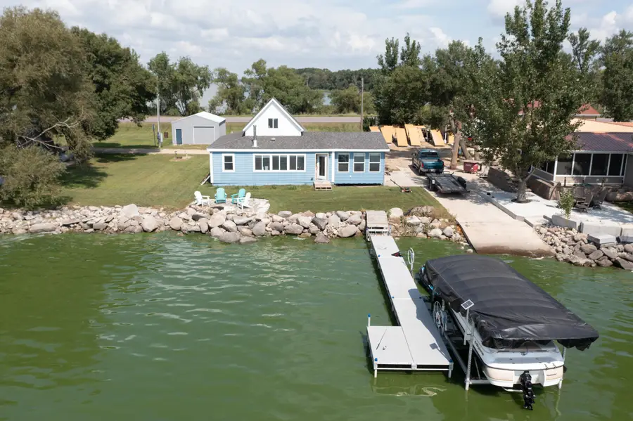 114 N Lake Dr, Castlewood, SD 57223 - #2