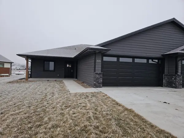 326 Logan Ave, Gregory, SD 57533