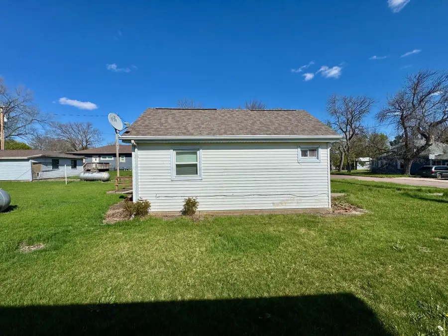 535 Church St, Lake Andes, SD 57356 - #2