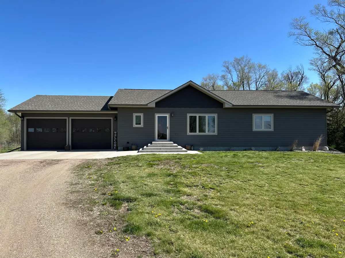 39752 233rd St, Woonsocket, SD 57385 - #1