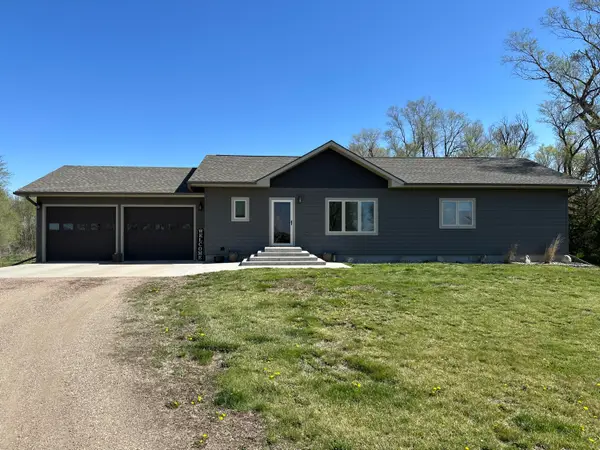 39752 233rd St, Woonsocket, SD 57385