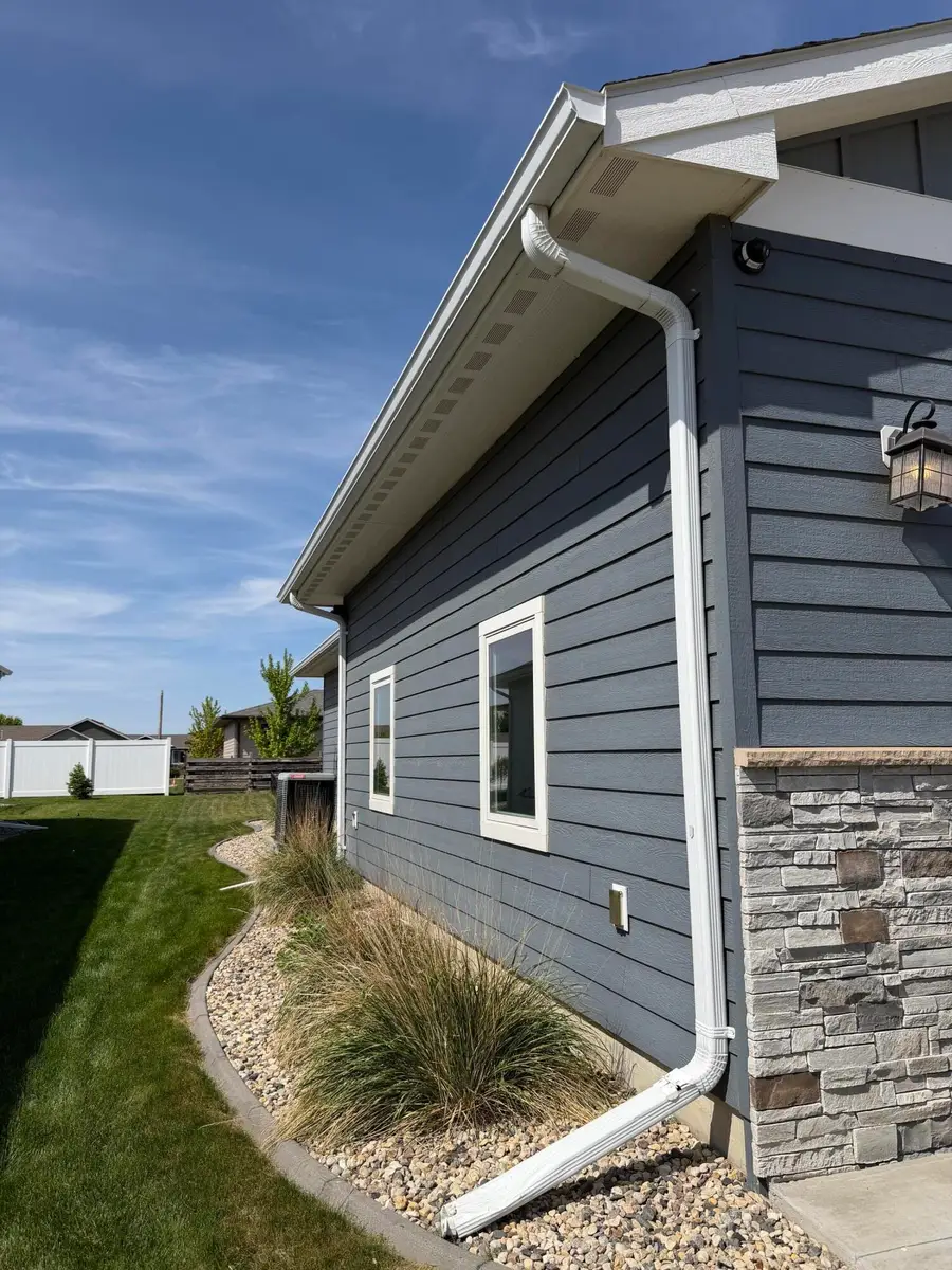 1812 Snead Ave, Mitchell, SD 57301 - #3