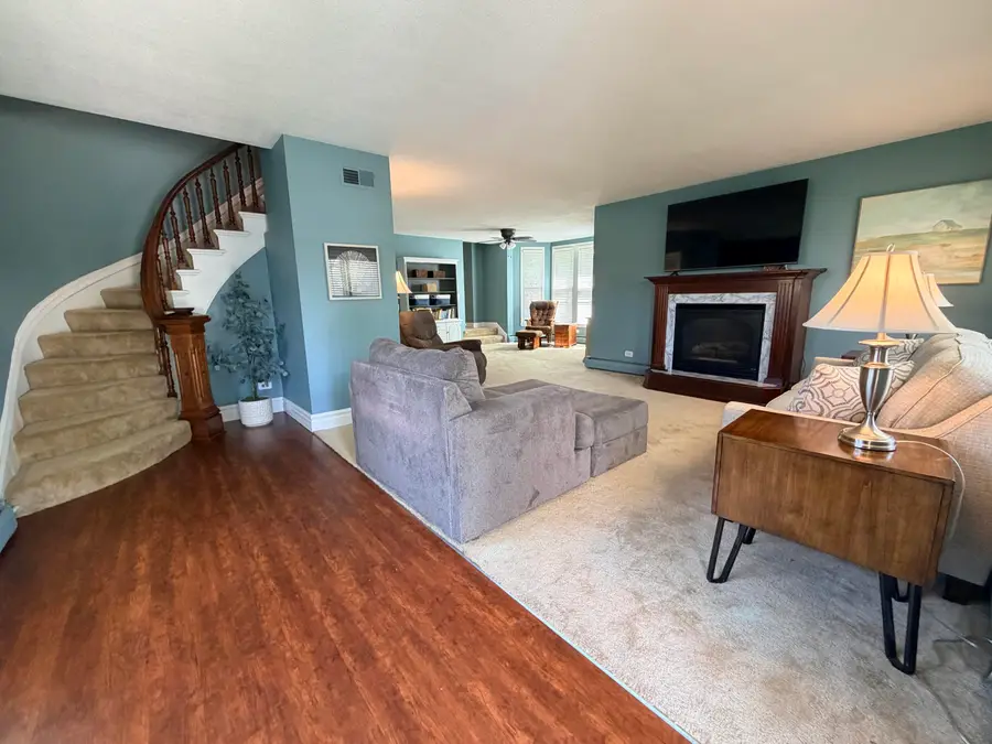 504 E 6th Ave, Mitchell, SD 57301 - #2