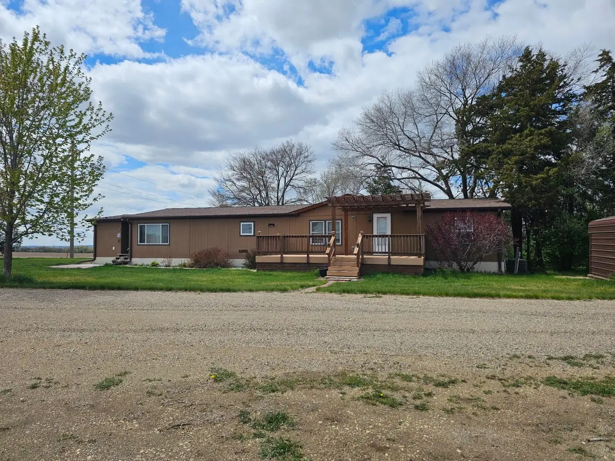 37654 285th St, Geddes, SD 57342 - #1