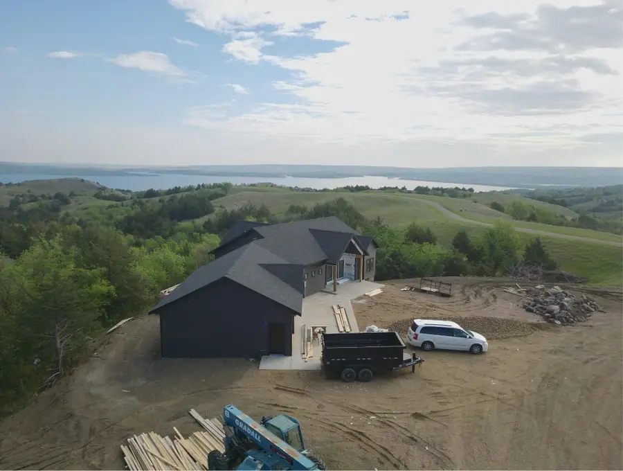 37910 Riverview Dr, Fairfax, SD 57335 - #2
