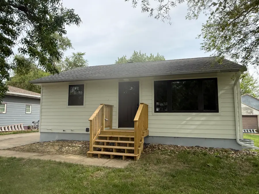 148 NE North, Wagner, SD 57380 - #2