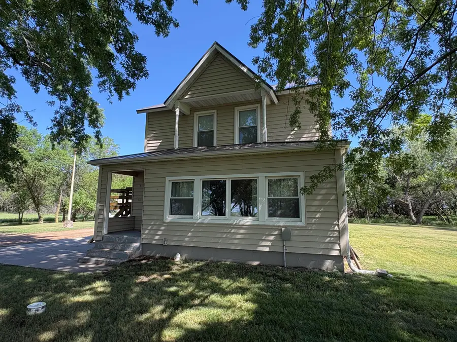 41762 253rd St, Fulton, SD 57340 - #3