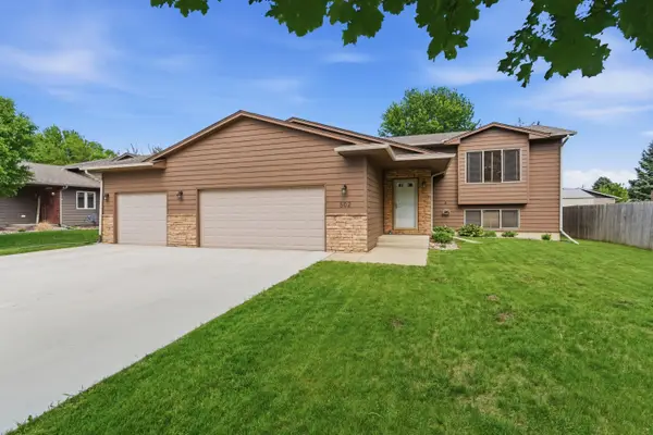 502 N Eastern Ave, Hartford, SD 57033
