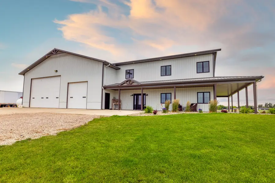 38920 274th St, Corsica, SD 57328 - #3