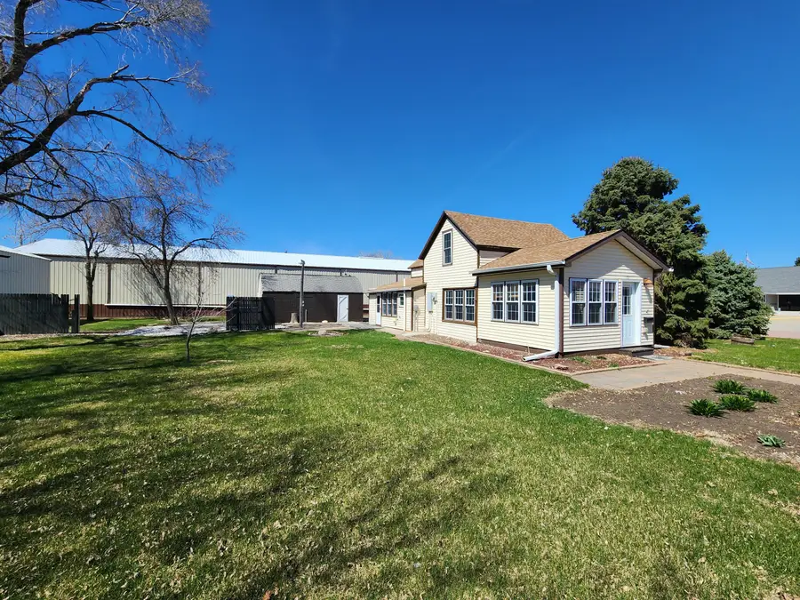 185 N Dakota Ave, Corsica, SD 57328 - #2