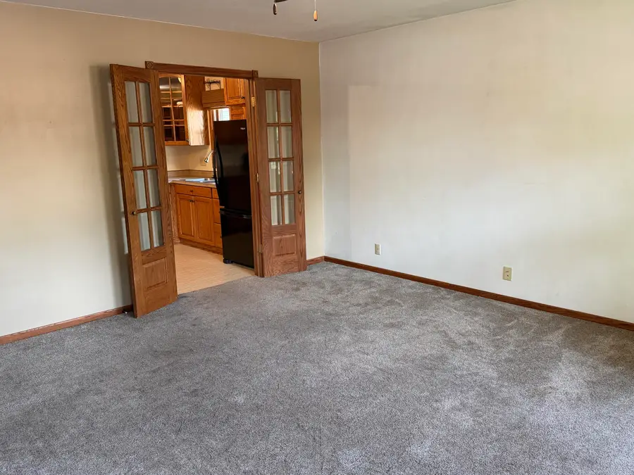 1601 E 5th Ave, Mitchell, SD 57301 - #2