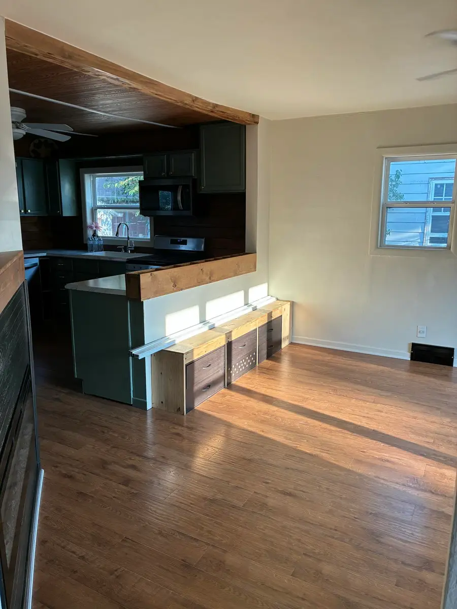 402 S Carpenter St, Tripp, SD 57376 - #3