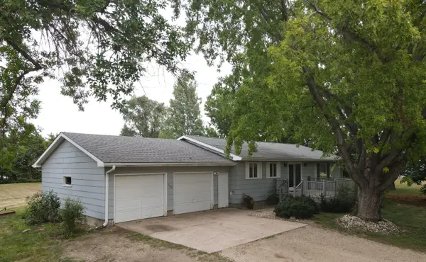 1100 Sunset Rd, Mitchell, SD 57301