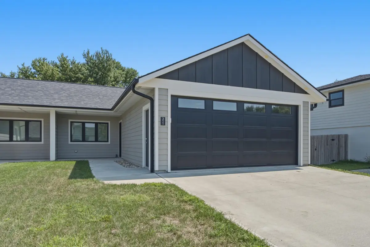 311 S Annway St, Humboldt, SD 57035 - #1