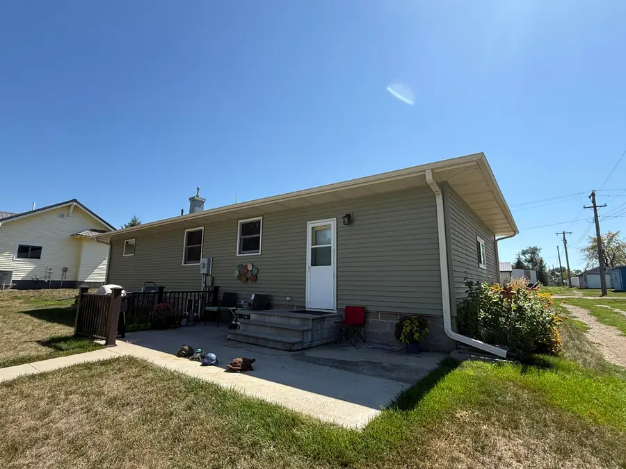 306 2nd St, Armour, SD 57313 - #3