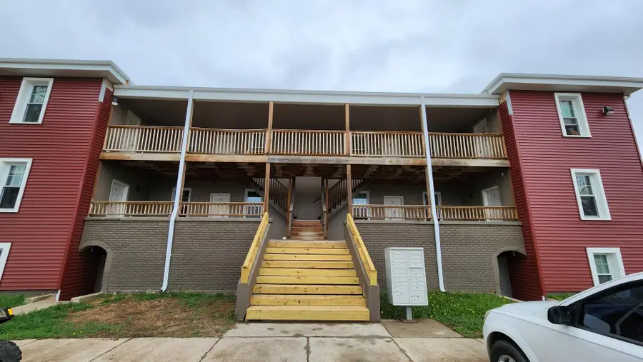 255 SW 2nd St, Huron, SD 57350 - #2