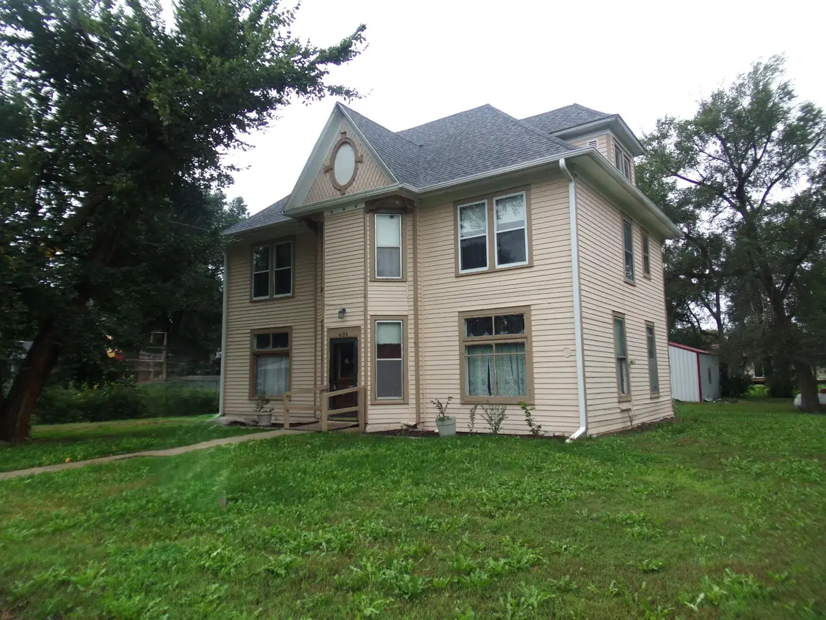 405 N Duff St, Plankinton, SD 57368 - #1