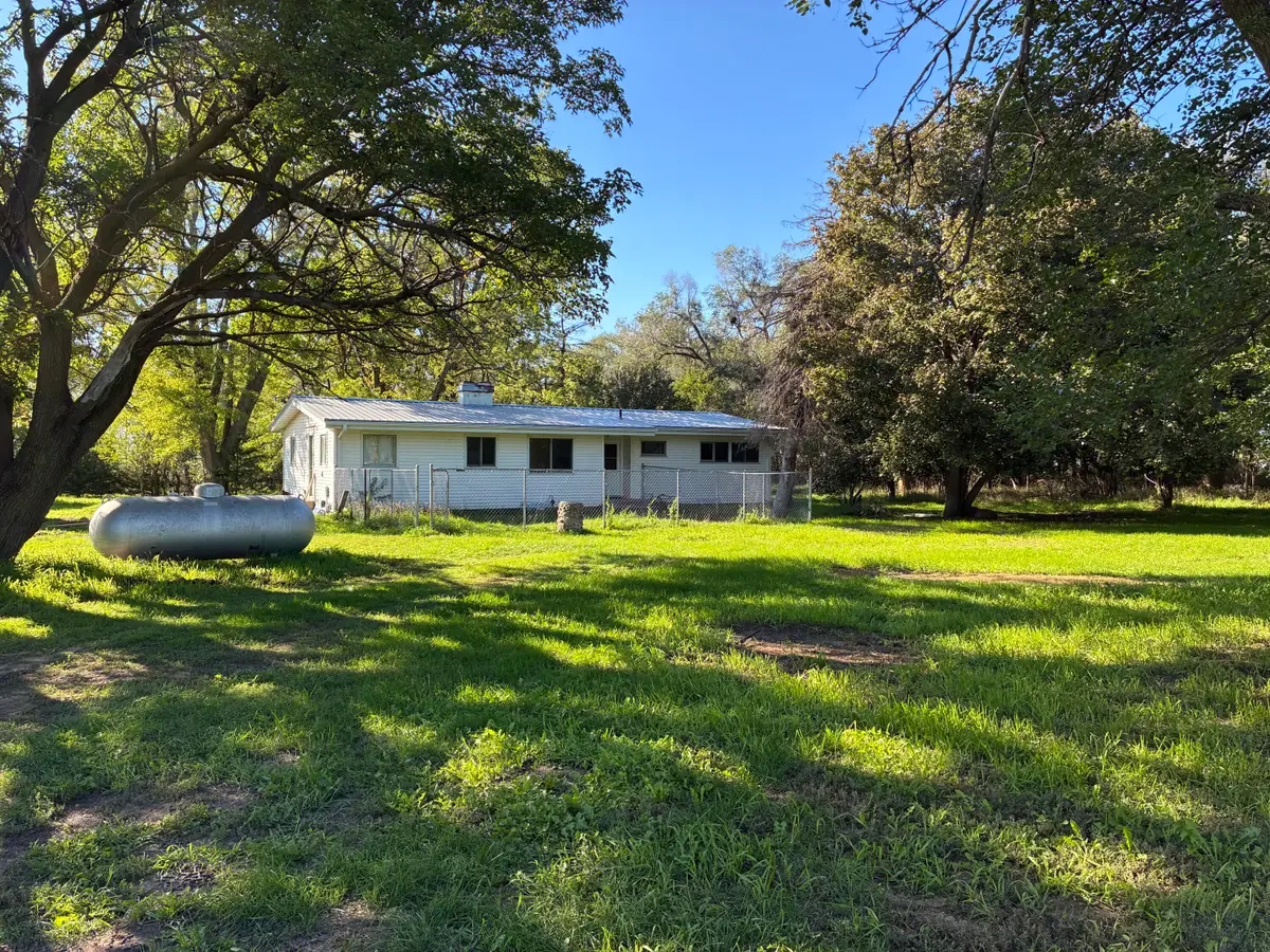 25523 415th Ave, Mitchell, SD 57301 - #1