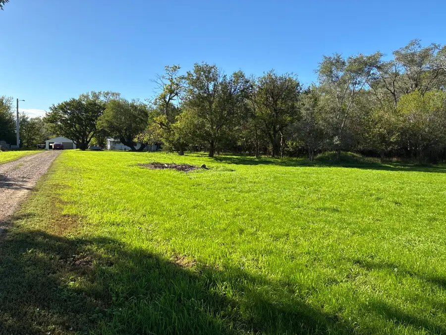 25523 415th Ave, Mitchell, SD 57301 - #2