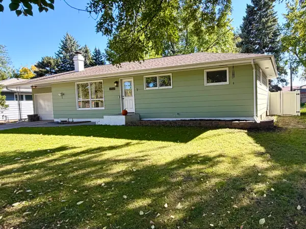 1325 Palmer Place, Mitchell, SD 57301