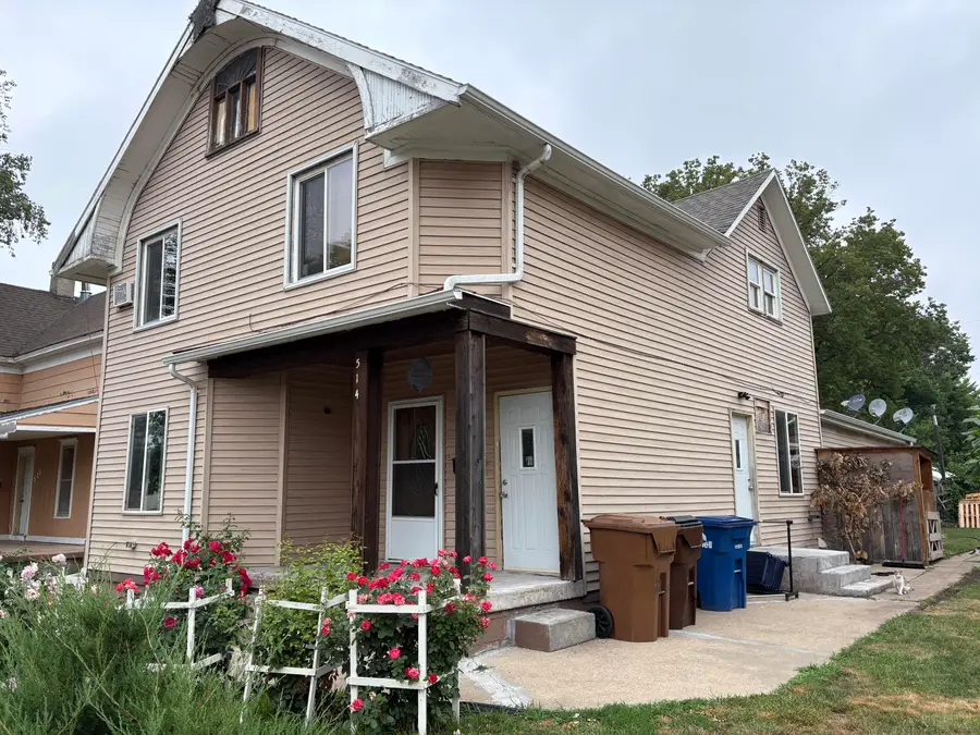 514 W 2nd Ave, Mitchell, SD 57301 - #3