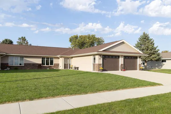 604 W Pine Ave, Mitchell, SD 57301