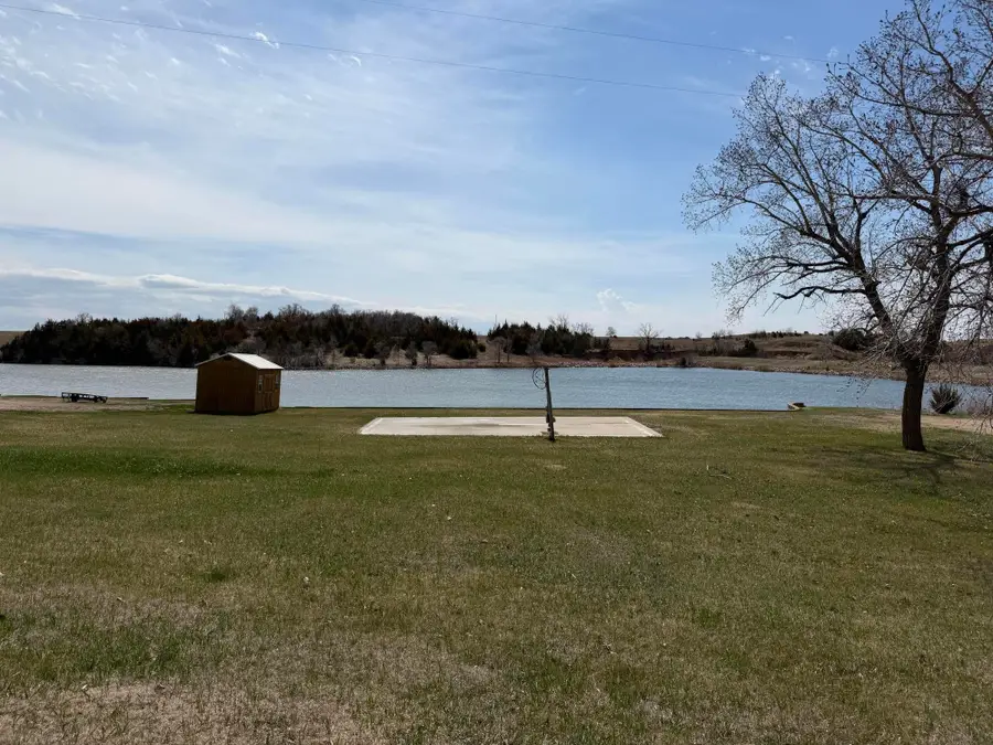 42013 N Shore Dr, Alexandria, SD 57311 - #2