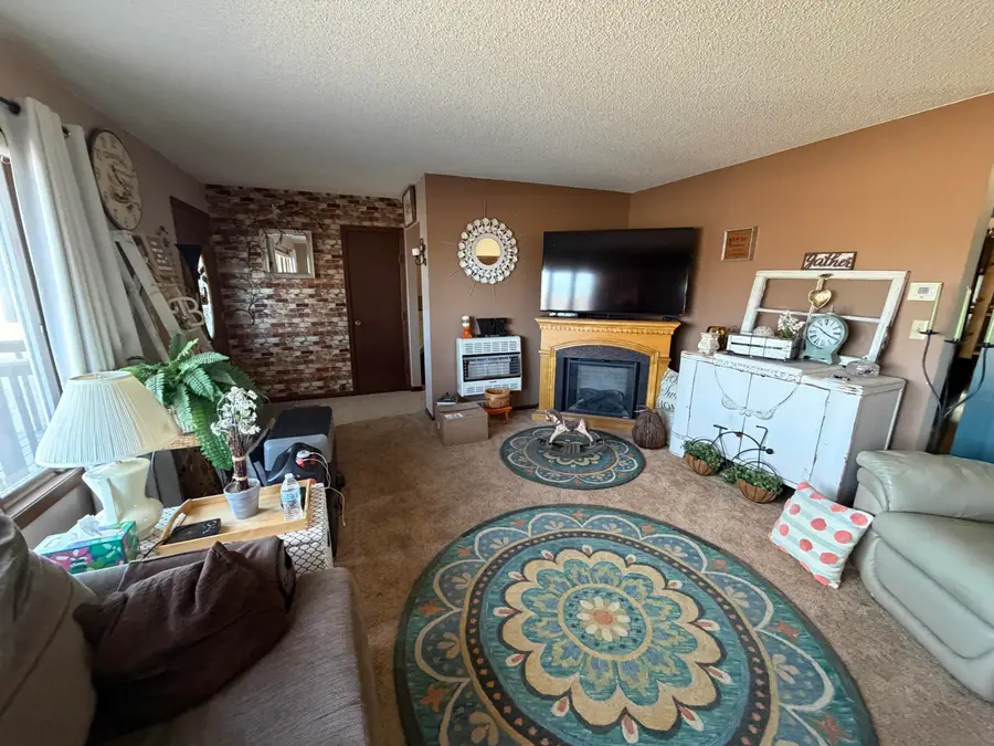 202 S 6th St, Stickney, SD 57375 - #2