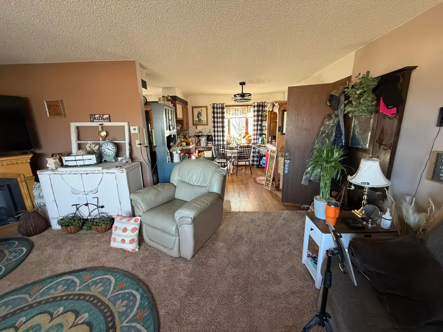 202 S 6th St, Stickney, SD 57375 - #3