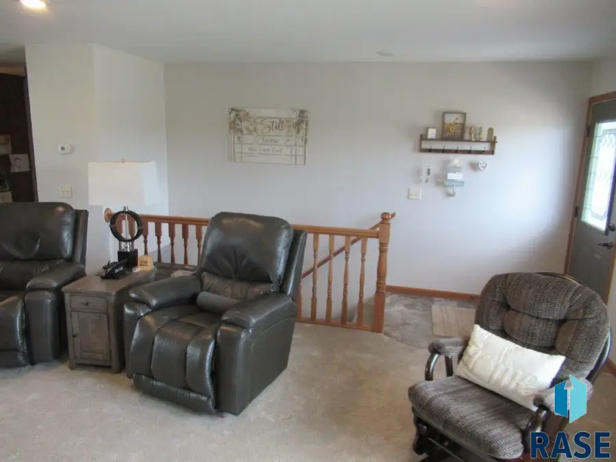 510 Hillcrest St, Edgerton, MN 56122 - Image #3