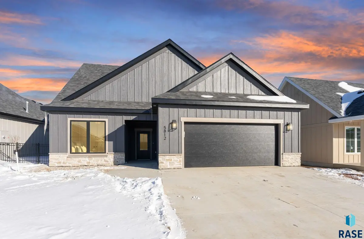 5812 E Rush St, Sioux Falls, SD 57110 - #1