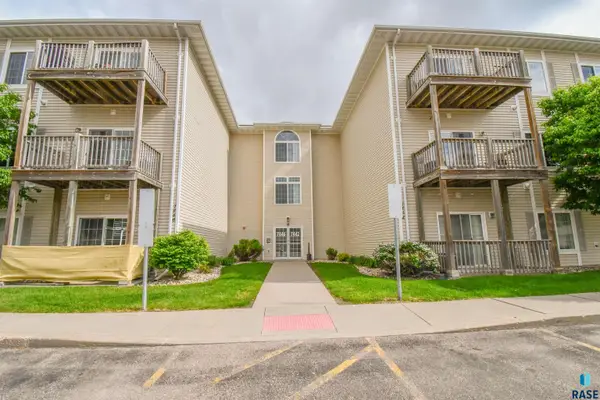 7446 S Louise Ave #206, Sioux Falls, SD 57108