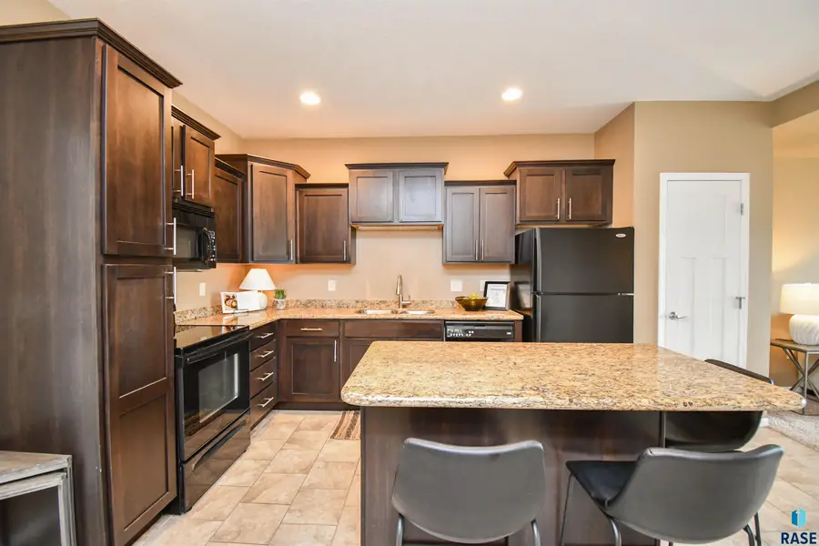 7446 S Louise Ave #206, Sioux Falls, SD 57108 - #2