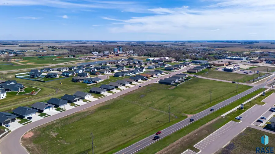 235 Devitt Dr, Harrisburg, SD 57032 - Image #3