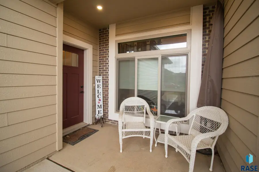 2505 S Kinderhook Ave, Sioux Falls, SD 57106 - Image #3