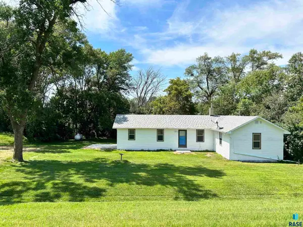 24799 457th Ave, Colton, SD 57018