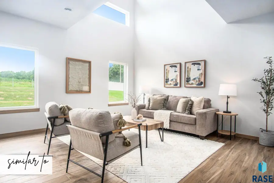 5704 E Avett Pl, Sioux Falls, SD 57108 - Image #2