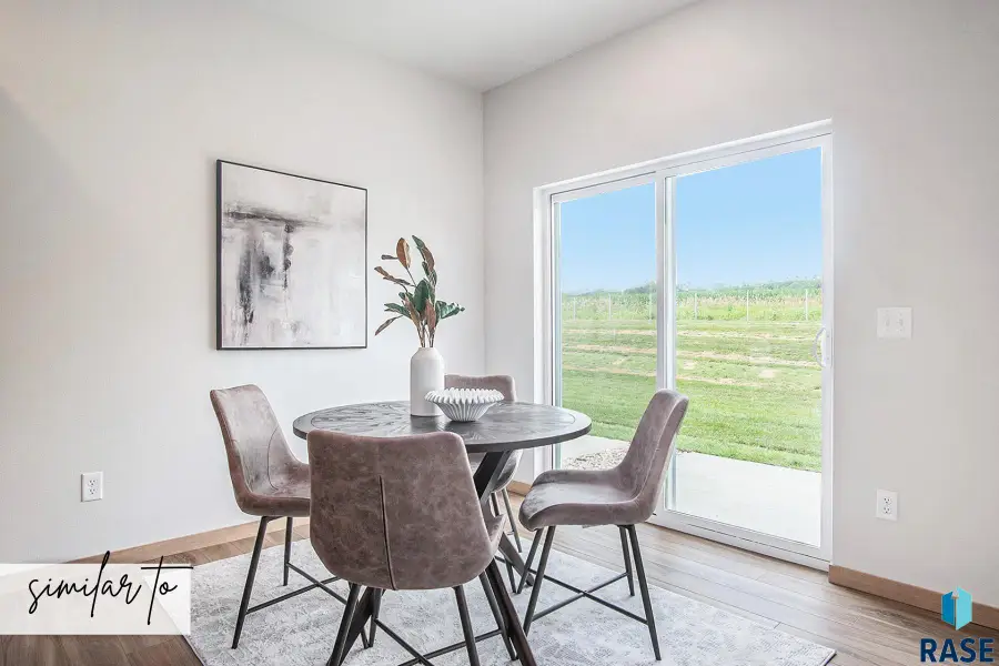 5704 E Avett Pl, Sioux Falls, SD 57108 - Image #3