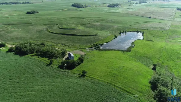 48201 304th St, Alcester, SD 51023