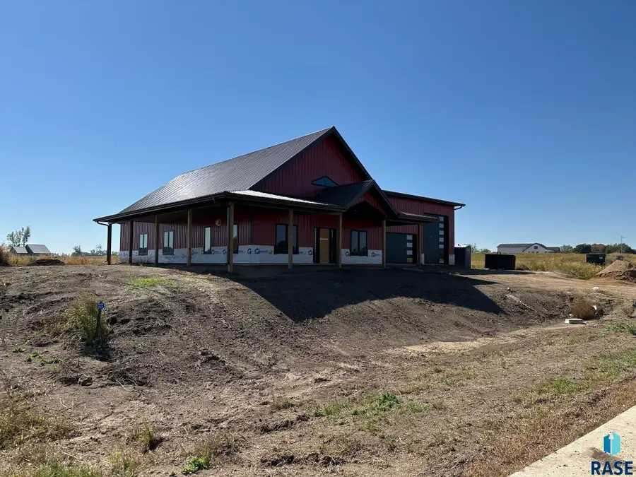 239 Grey Goose Dr, Wentworth, SD 57075 - Image #2