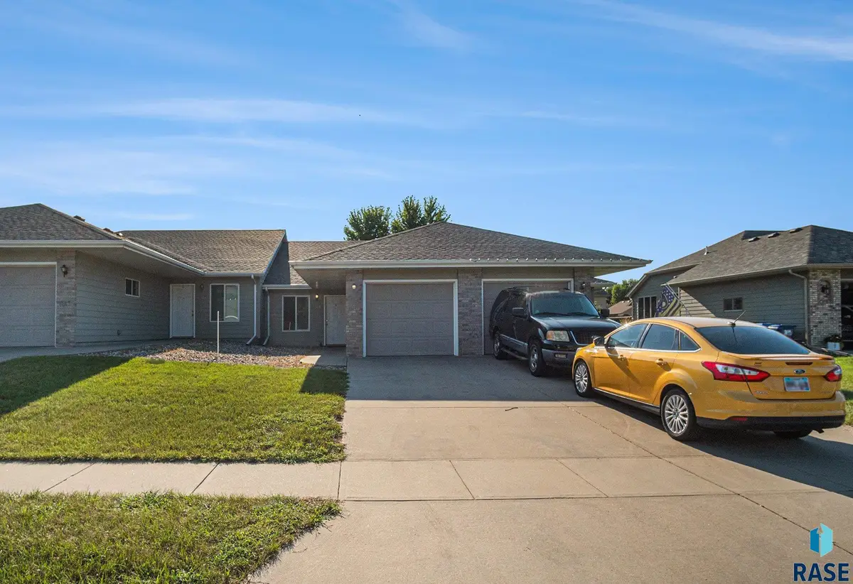 419 N 9th Ave, Brandon, SD 57005 - Image #1