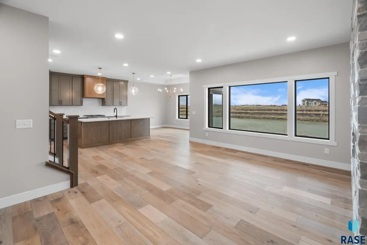 1137 E Thompson Pl, Tea, SD 57064 - Image #1