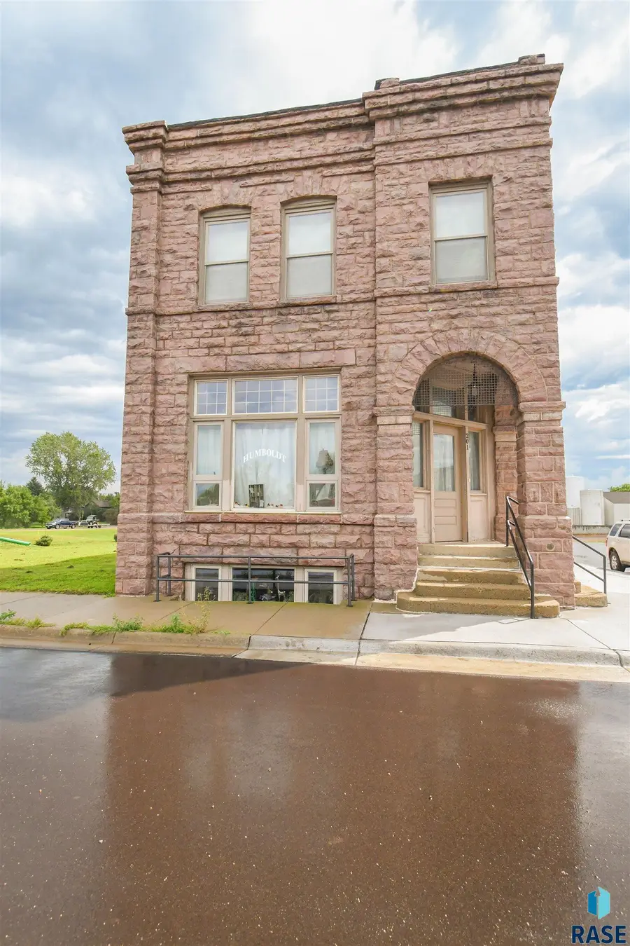 201 N Main St, Humboldt, SD 57035-2105 - Image #2