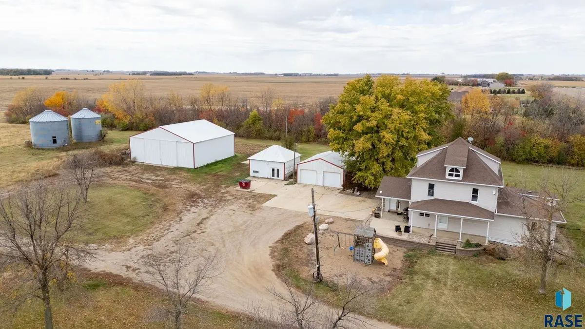 47845 280th St, Canton, SD 57013 - Image #1